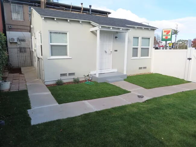 4684 Ohio St San Diego, CA 92116
