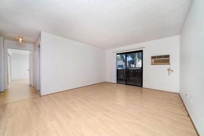 10202 Black Mountain Rd San Diego, CA 92126 photo 4