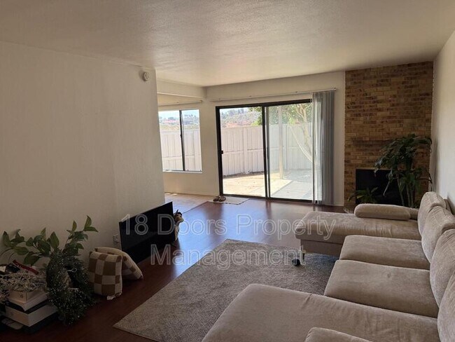 8039 Caminito Mallorca San Diego, CA 92037 photo 5
