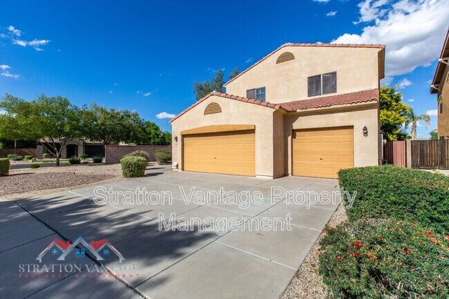 16148 W Mauna Loa Ln Surprise, AZ 85379 photo 2