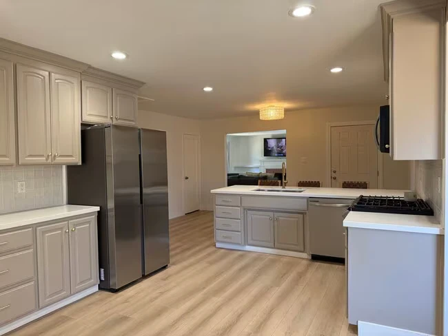 8 Panoramic Ave Pittsburg, CA 94565 photo 3