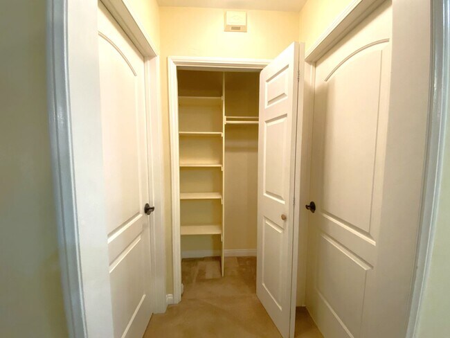 4501 Collwood Blvd San Diego, CA 92115 photo 4