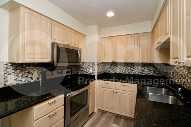 1005 E 8th St Tempe, AZ 85281 photo 3