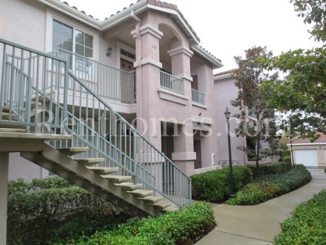 10722 Sabre Hill Dr San Diego, CA 92128