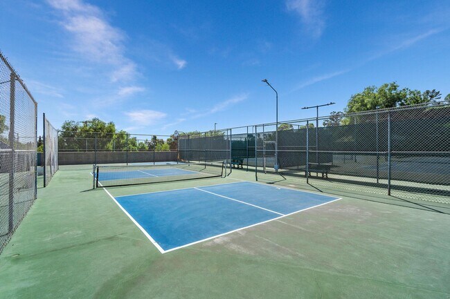 5700 Baltimore Dr La Mesa, CA 91942 photo 5