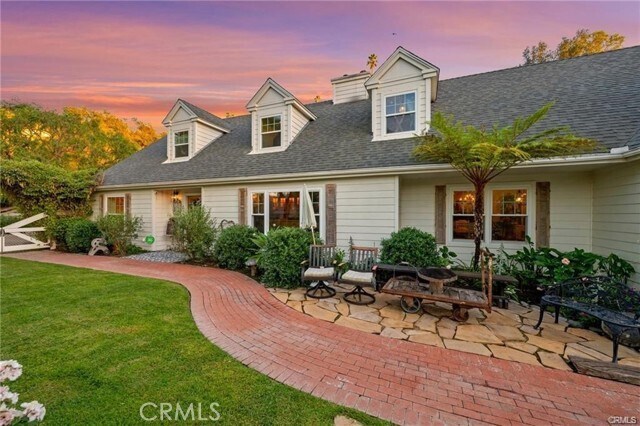 3945 Pala Mesa Dr Fallbrook, CA 92028 photo 4