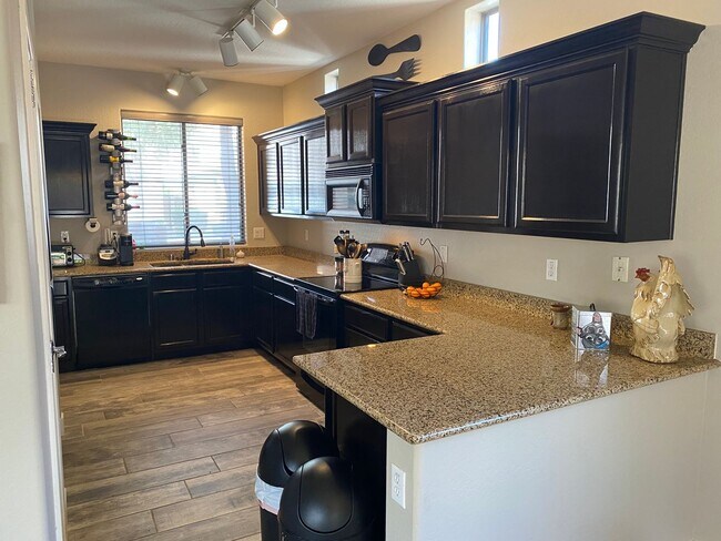 848 E Stottler Dr Gilbert, AZ 85296 photo 4