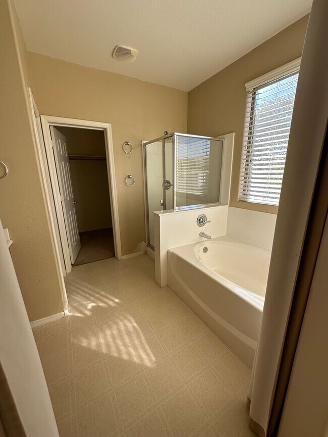 14133 W Desert Hills Dr Surprise, AZ 85379 photo 3