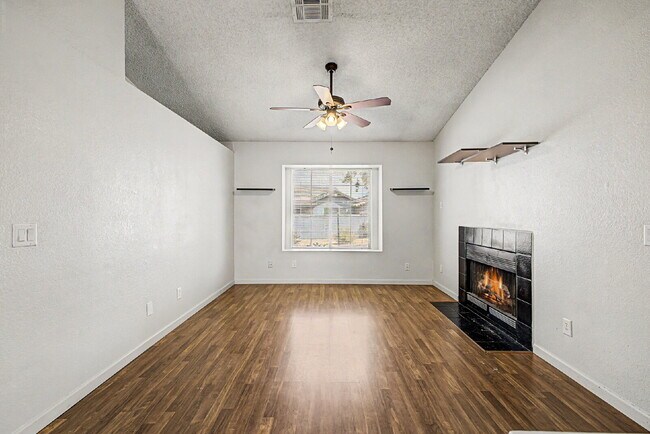 860 N McQueen Rd Chandler, AZ 85225 photo 3