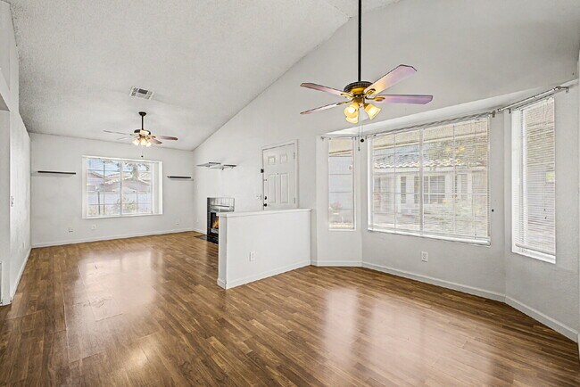 860 N McQueen Rd Chandler, AZ 85225 photo 4