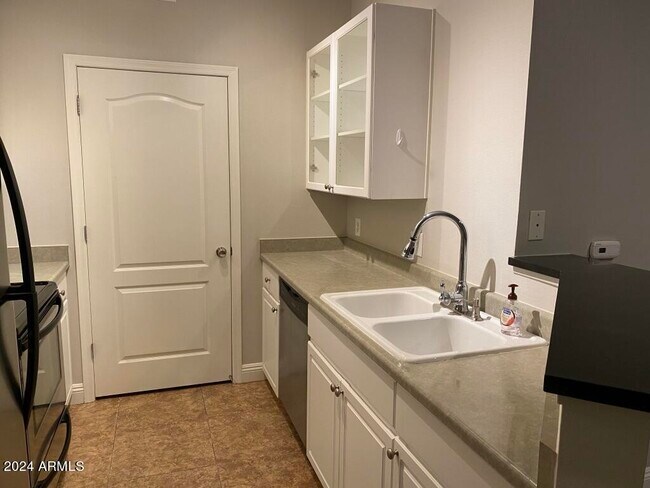 1701 E Colter St Phoenix, AZ 85016 photo 5