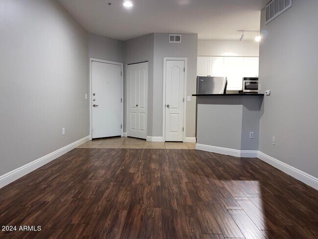 1701 E Colter St Phoenix, AZ 85016 photo 2