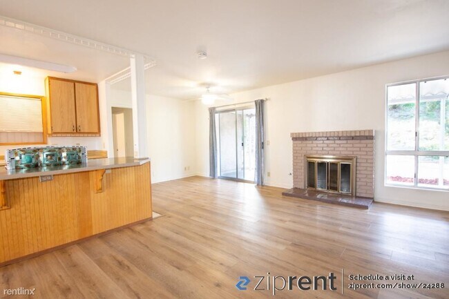 1495 Broken Hitch Rd Oceanside, CA 92056 photo 4