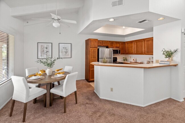1017 E Maryland Ave Phoenix, AZ 85014 photo 5