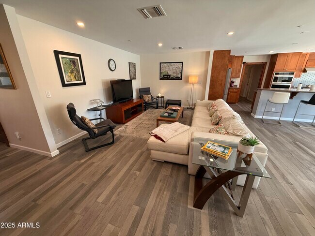8361 E Vía De Encanto Scottsdale, AZ 85258 photo 5