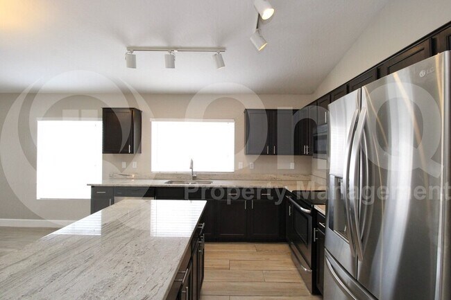 724 E Redondo Dr Gilbert, AZ 85296 photo 5