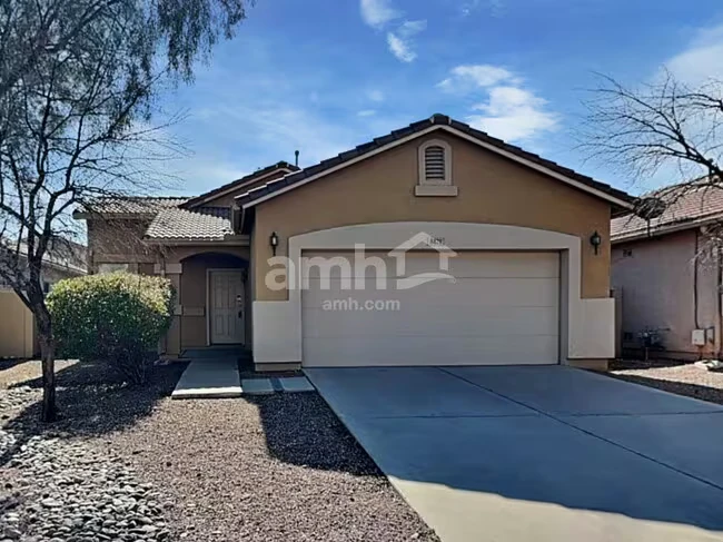 8821 W Hilton Ave Tolleson, AZ 85353