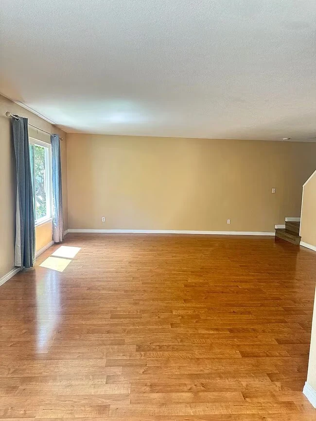 10530 Caminito Rimini San Diego, CA 92129 photo 2