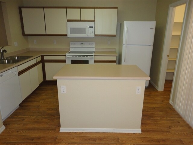 242 S Valle Verde photo 3