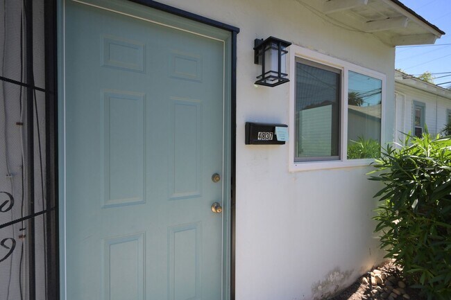 4833-39 Del Monte Ave San Diego, CA 92107 photo 4