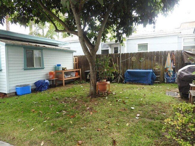 4833-39 Del Monte Ave San Diego, CA 92107 photo 3