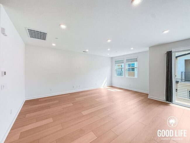 14111 Angelite Wy San Diego, CA 92126 photo 3