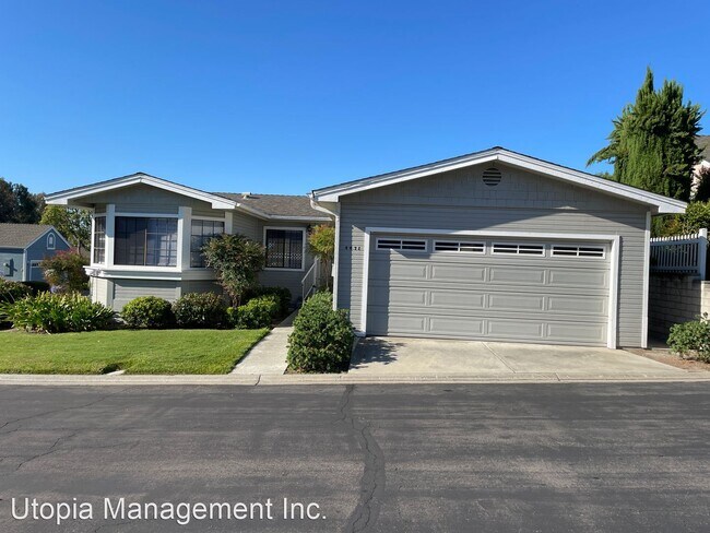 4471 Garnet Ln Oceanside, CA 92056