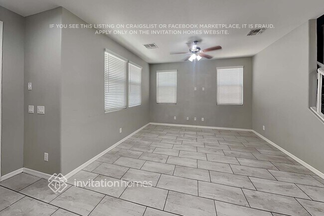 2263 S Agnes Ln Gilbert, AZ 85295 photo 3