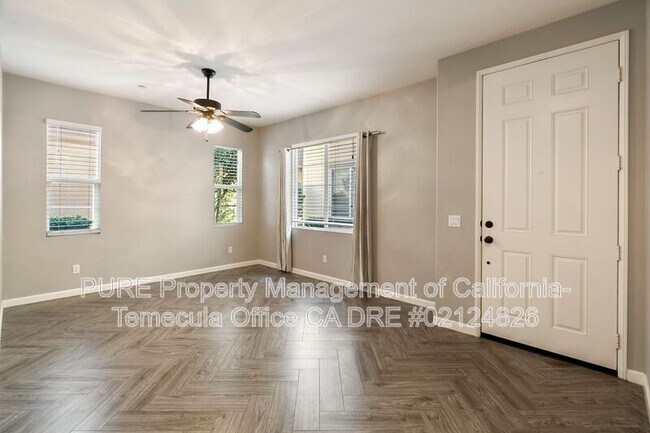 37343 Paseo Tulipa Murrieta, CA 92563 photo 3