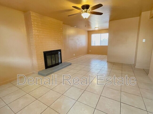 2725 S Rural Rd Tempe, AZ 85282 photo 3