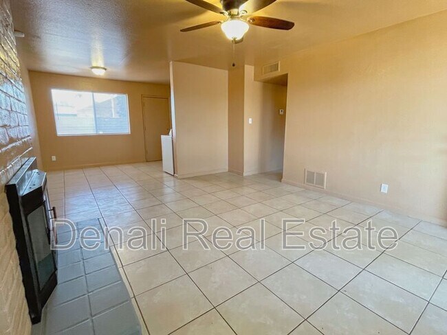 2725 S Rural Rd Tempe, AZ 85282 photo 4