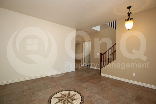 14214 W Gelding Dr Surprise, AZ 85379 photo 4
