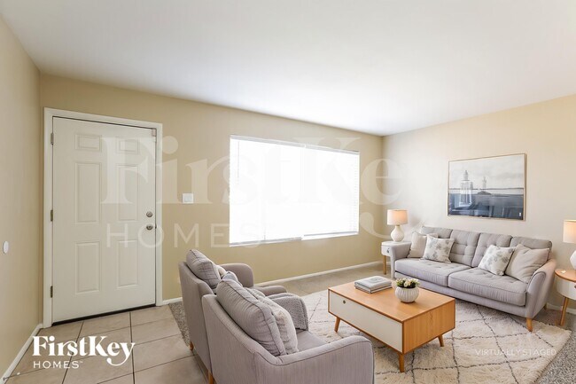 1633 W Charleston Ave Phoenix, AZ 85023 photo 4