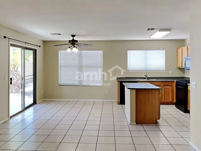 2256 E Hazeltine Way Chandler, AZ 85249 photo 4