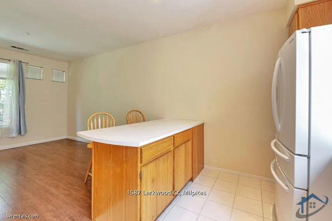 1587 Larkwood Ct Milpitas, CA 95035 photo 4