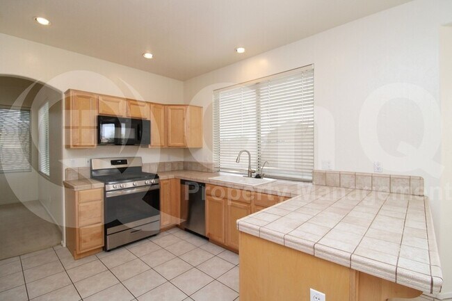 1715 W Cathedral Rock Dr Phoenix, AZ 85045 photo 5