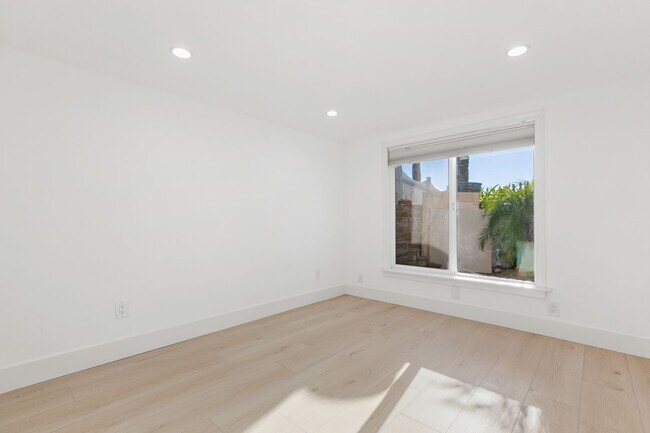 209 Melrose Ave Encinitas, CA 92024 photo 4