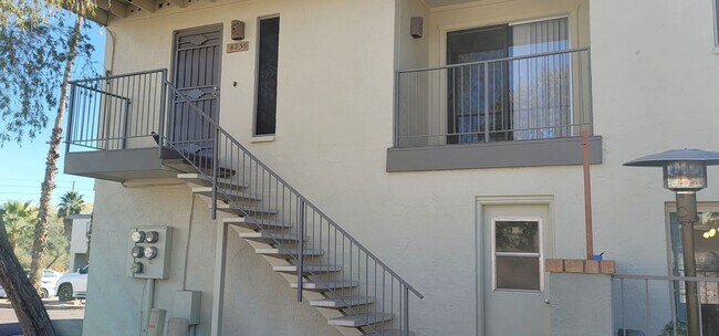 14236 N Oakwood Ln Fountain Hills, AZ 85268 photo 2