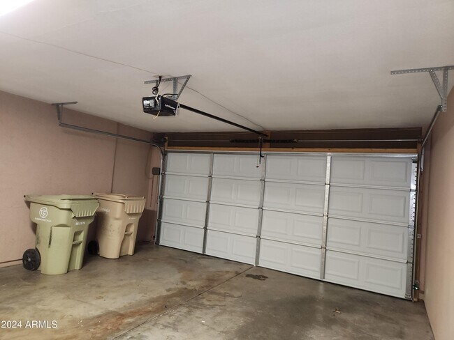 5117 W Acoma Dr Glendale, AZ 85306 photo 3