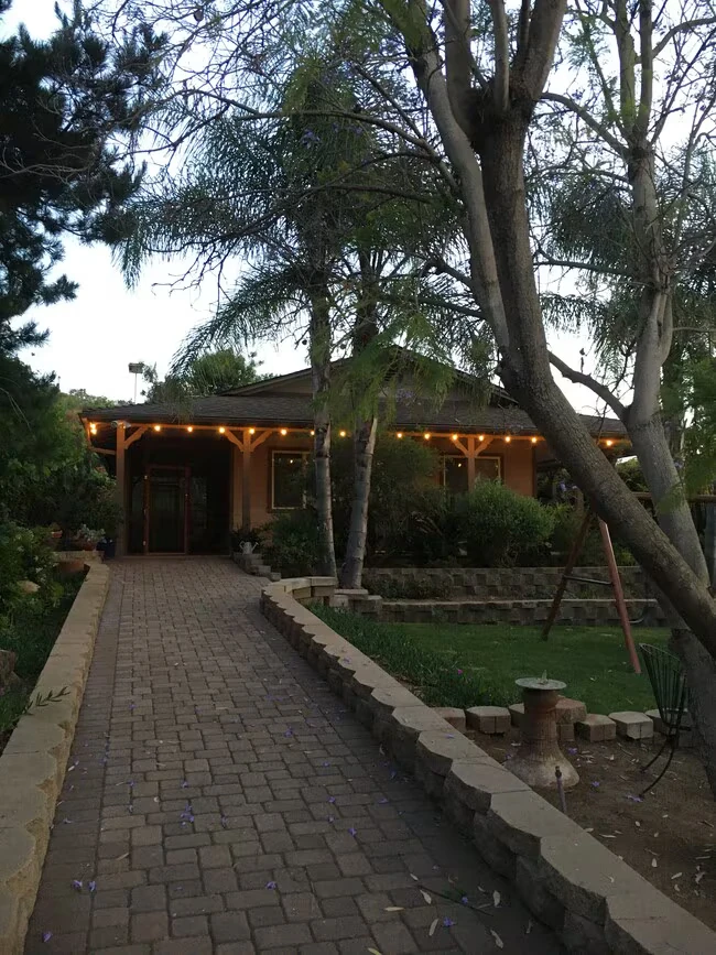 12743 Larchmont St Poway, CA 92064 photo 3