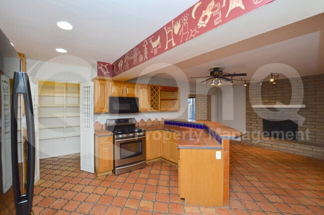 1623 E Palmcroft Dr Tempe, AZ 85282 photo 4