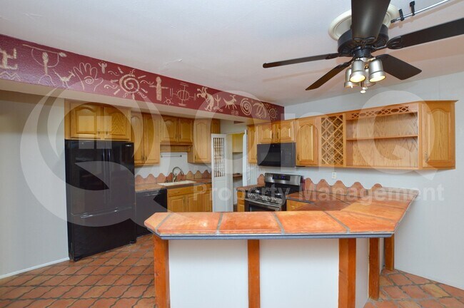 1623 E Palmcroft Dr Tempe, AZ 85282 photo 2