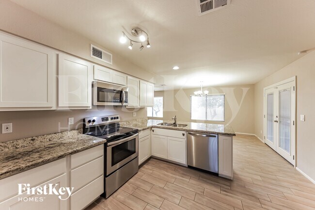 2719 E Charleston Ave Phoenix, AZ 85032 photo 5
