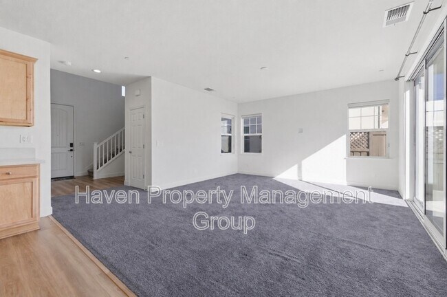 3003 Neil Jerome Dr photo 5