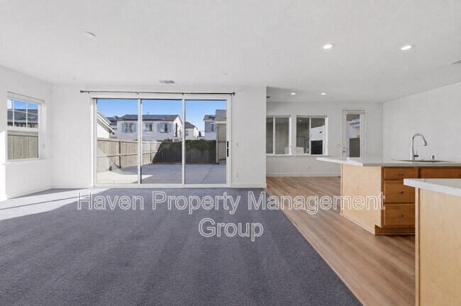 3003 Neil Jerome Dr photo 3