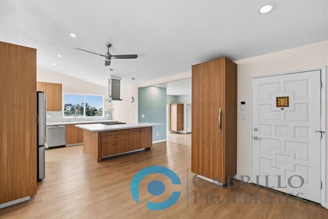 4533 Mt Lindsey Pl San Diego, CA 92117 photo 3