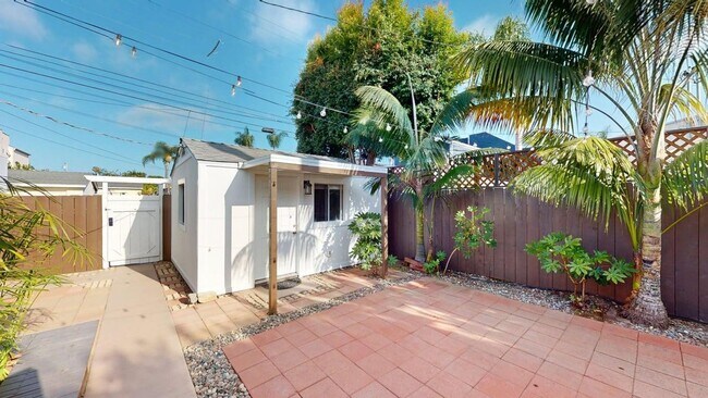 361 G Ave Coronado, CA 92118 photo 4