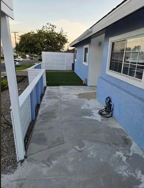 9742 Vomac Rd Santee, CA 92071 photo 3