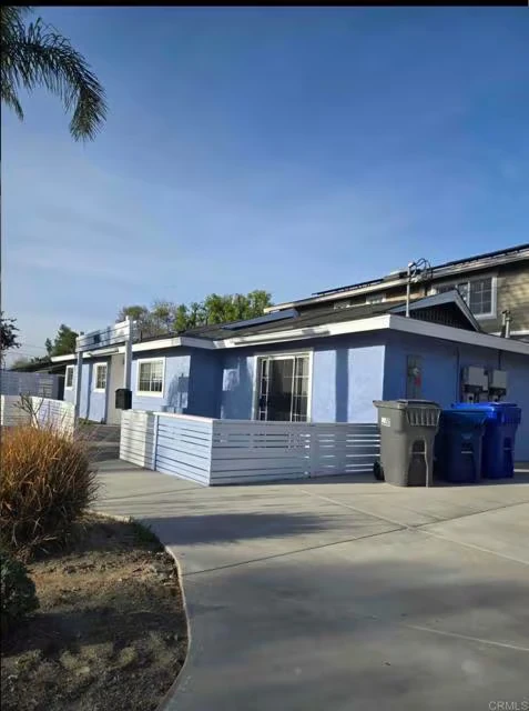9742 Vomac Rd Santee, CA 92071 photo 2