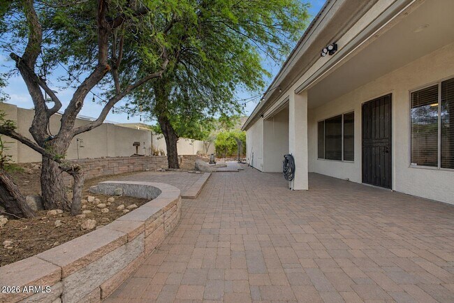 11477 S Coolwater Dr Goodyear, AZ 85338 photo 2